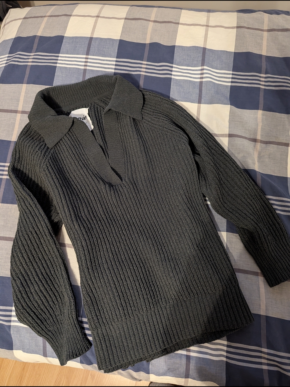 Aeries, Charcoal Rib-Knit Sweater